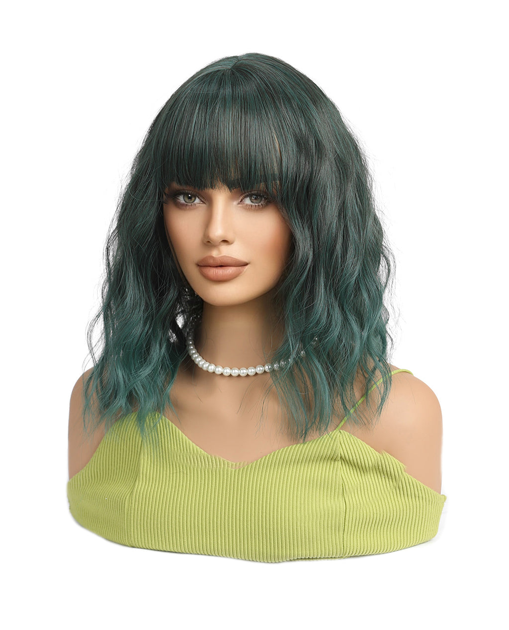 Short Wavy Synthetic Wig with Ombre Green Bangs for a Trendy Look